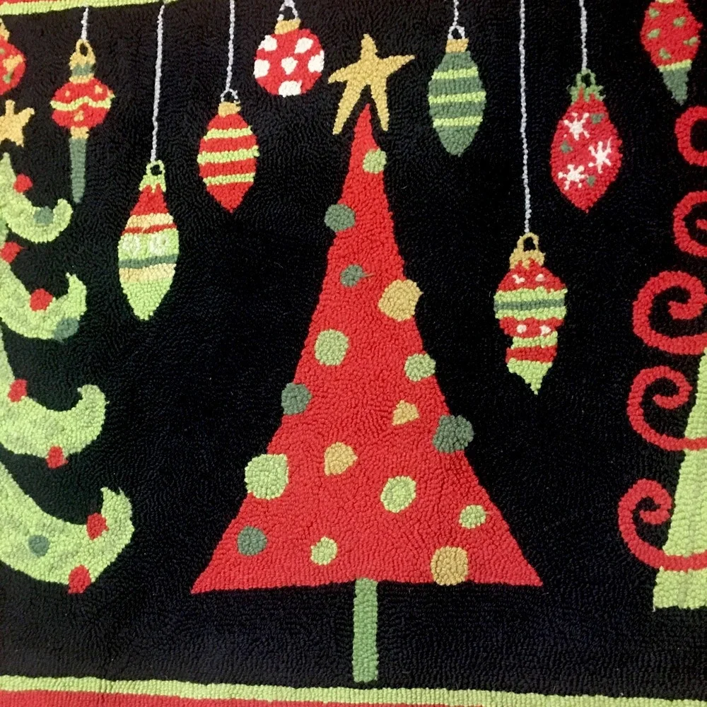 Vintage Hooked Wool Rug  Christmas Trees and Ornaments Holiday Decor 38